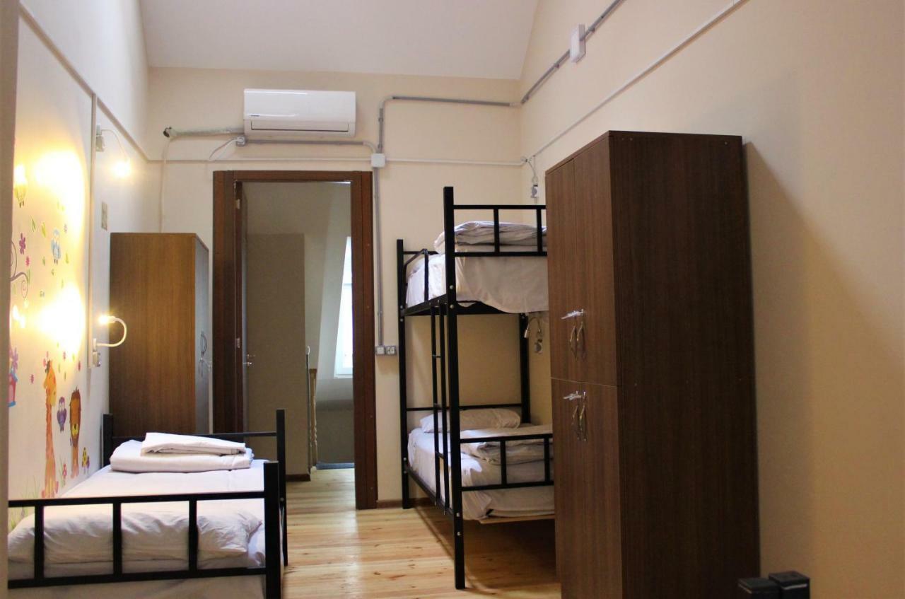 Global Hostel - Marjanishvili Tbiliszi Kültér fotó